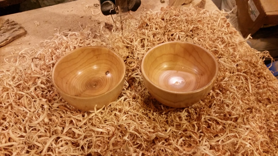 Making wood bowls from ash trees